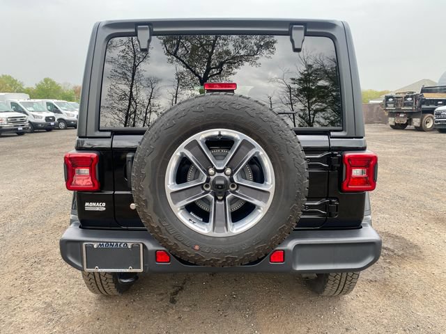 Used 2019 Jeep Wrangler Unlimited Sahara AWD/4WD image 6