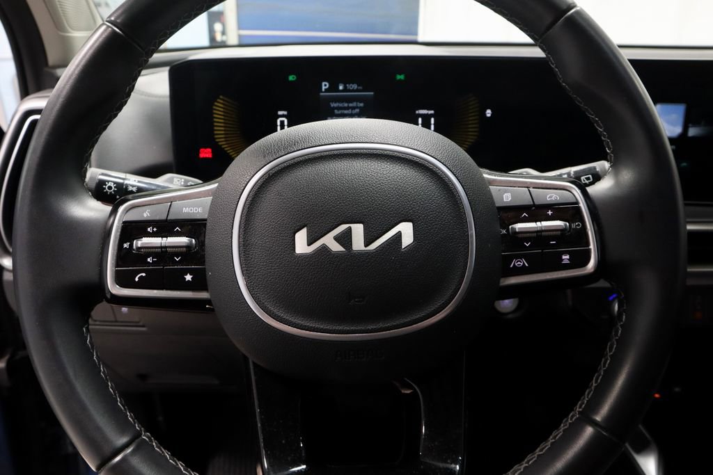 Used 2025 Kia Sorento S w/ Panoramic Sunroof Package FWD image 31
