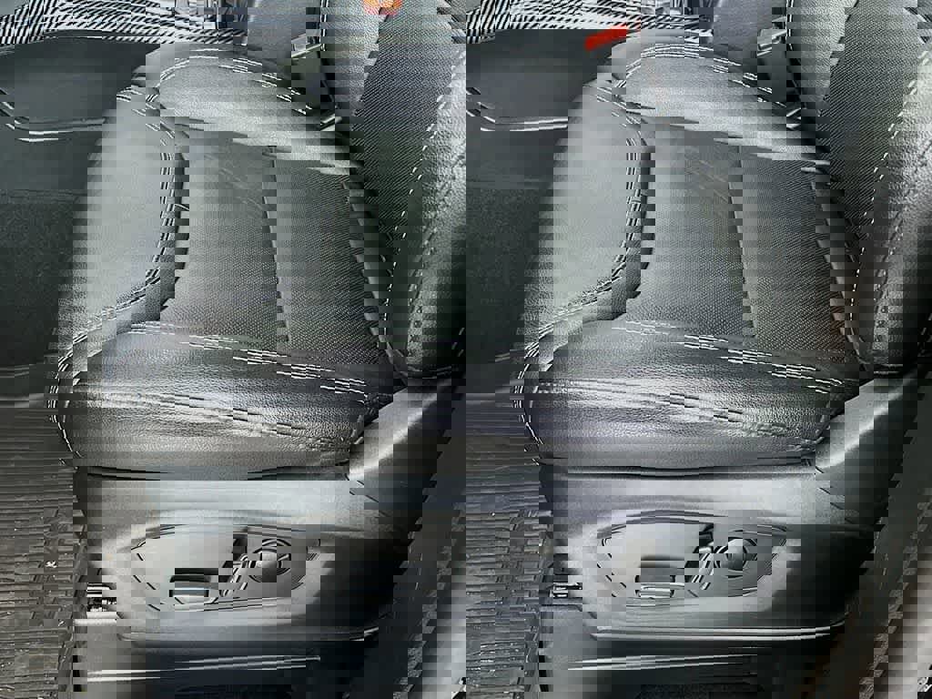 Certified 2023 Ford Explorer ST w/ Equipment Group 401A image 29