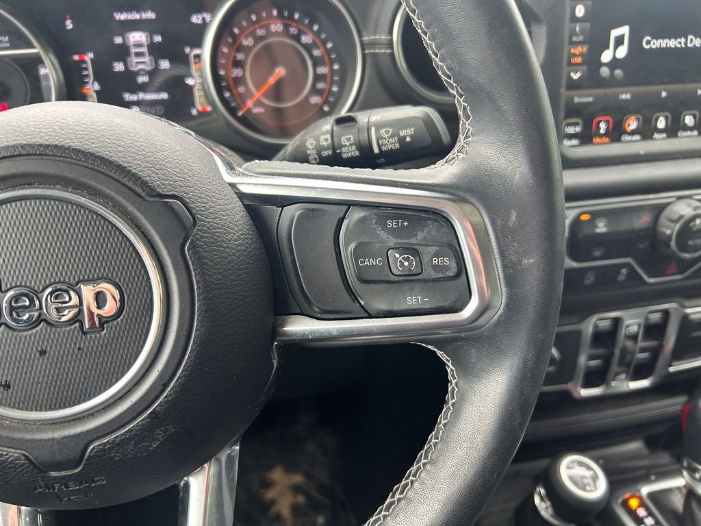 Used 2018 Jeep Wrangler Unlimited Sahara AWD/4WD image 24