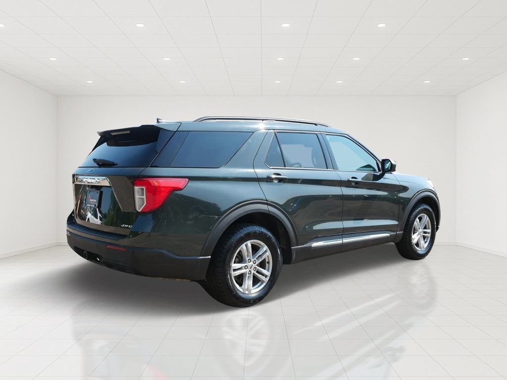 Certified 2024 Ford Explorer XLT w/ Class IV Trailer Tow Package AWD/4WD image 6
