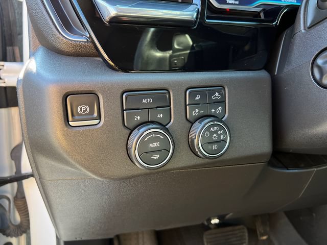 Used 2023 Chevrolet Silverado 1500 LTZ AWD/4WD image 15
