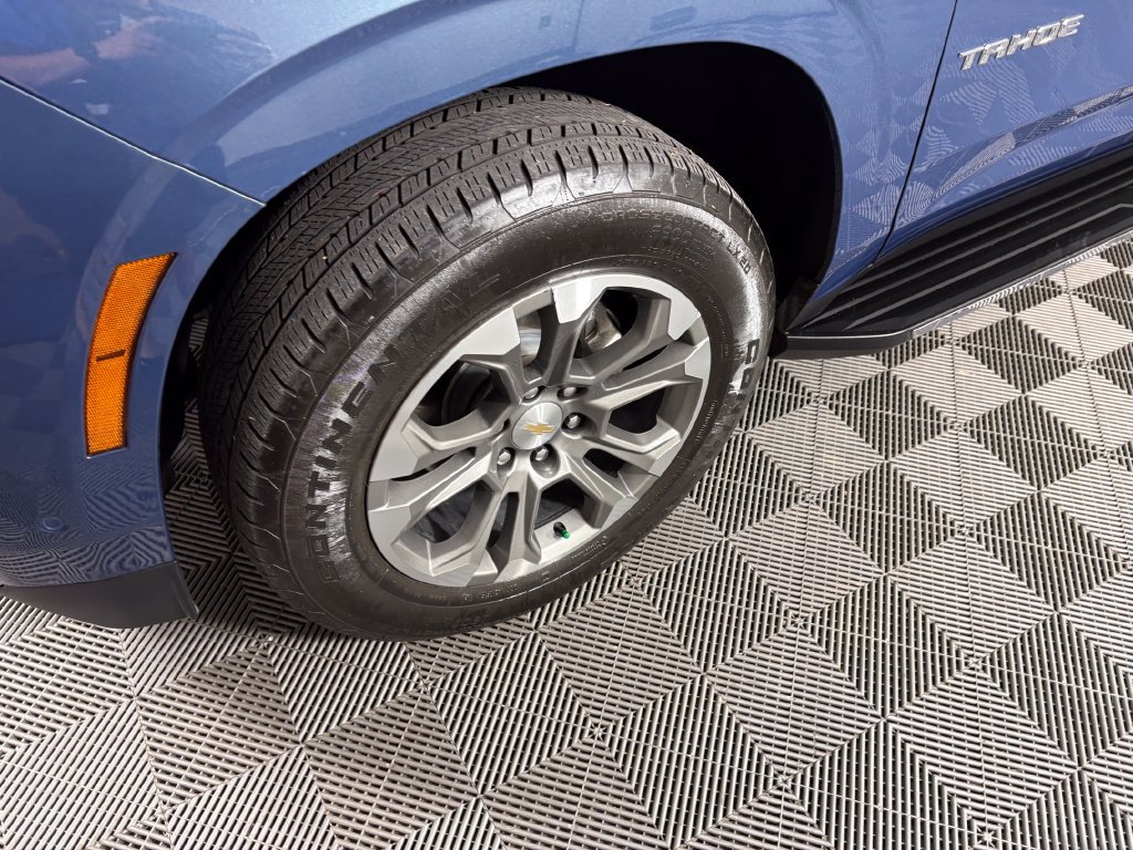 Used 2025 Chevrolet Tahoe LS RWD image 9