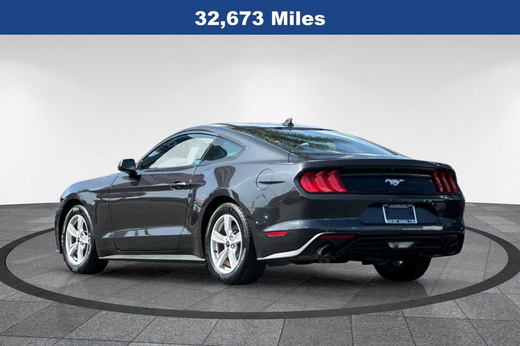 Certified 2022 Ford Mustang Coupe RWD image 8