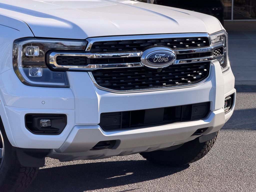 Certified 2025 Ford Ranger Lariat w/ FX4 Off-Road Package AWD/4WD image 9