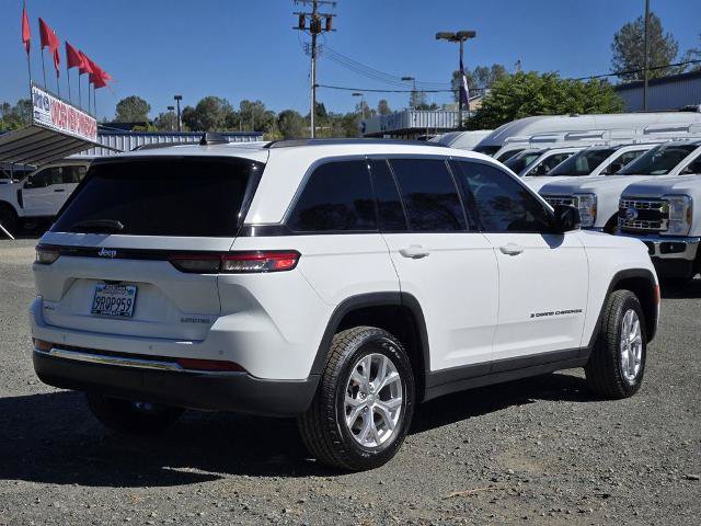 Used 2023 Jeep Grand Cherokee Limited AWD/4WD image 3
