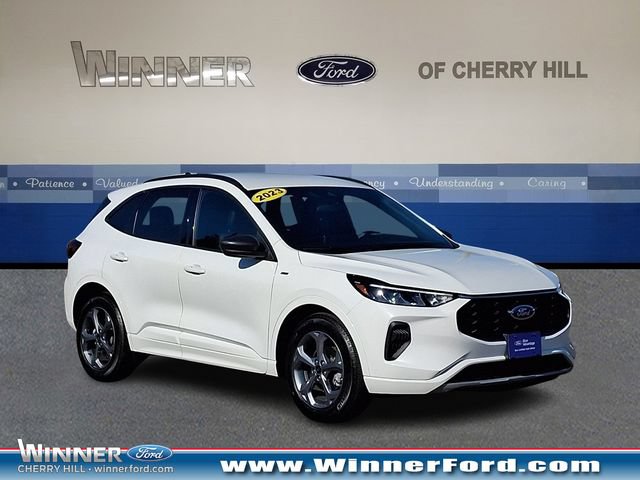 Certified 2023 Ford Escape ST-Line w/ Tech Pack #1 FWD image 1