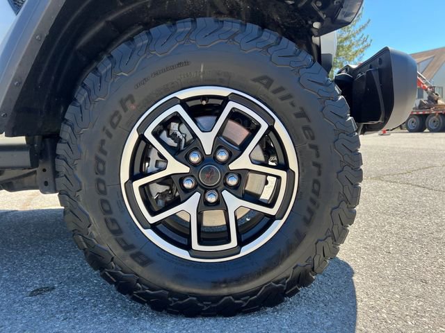 Used 2025 Jeep Wrangler Unlimited Rubicon AWD/4WD image 13