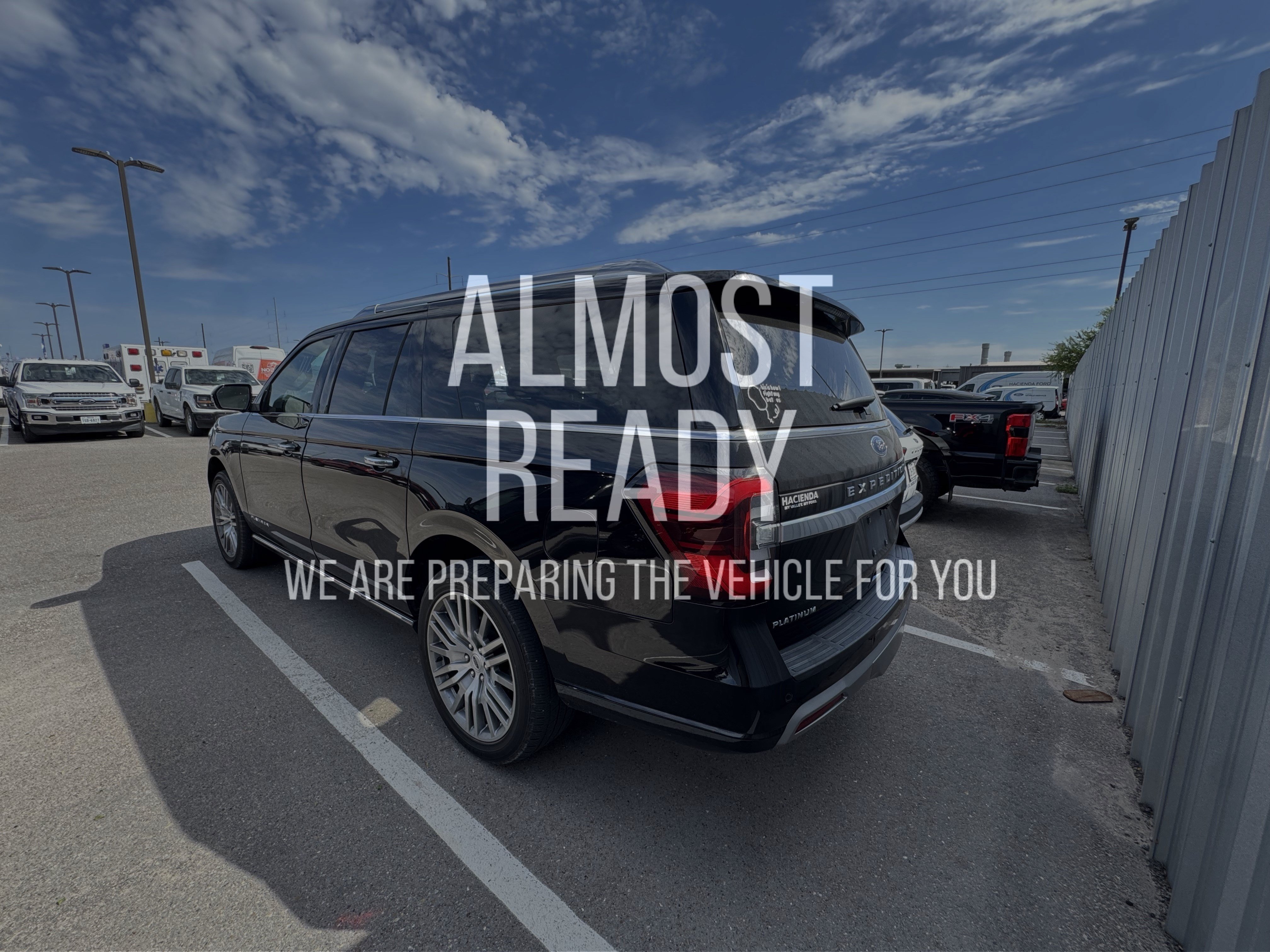 Certified 2023 Ford Expedition Max Platinum RWD image 3