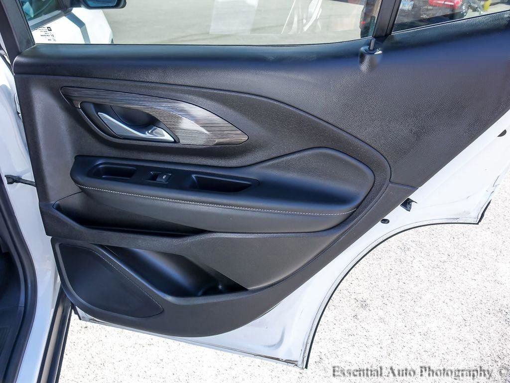 Used 2024 GMC Terrain SLE w/ Driver Convenience Package AWD/4WD image 23