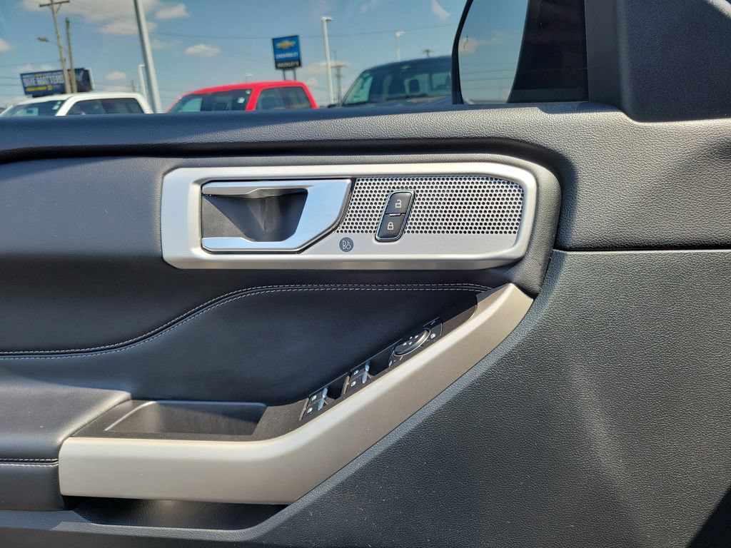 Certified 2023 Ford Explorer XLT w/ Equipment Group 202A AWD/4WD image 20