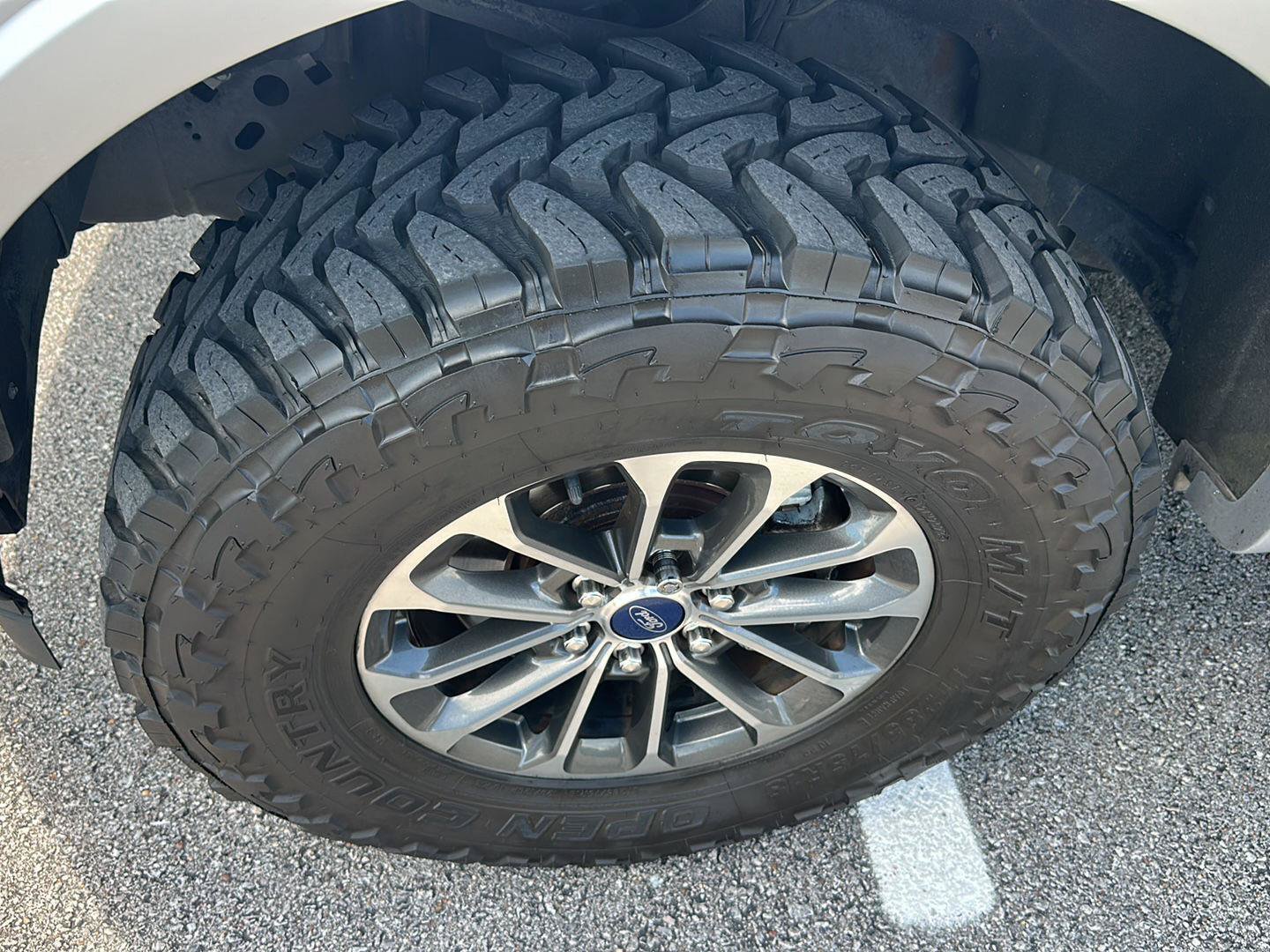 Certified 2018 Ford F150 XLT w/ Equipment Group 302A Luxury AWD/4WD image 9