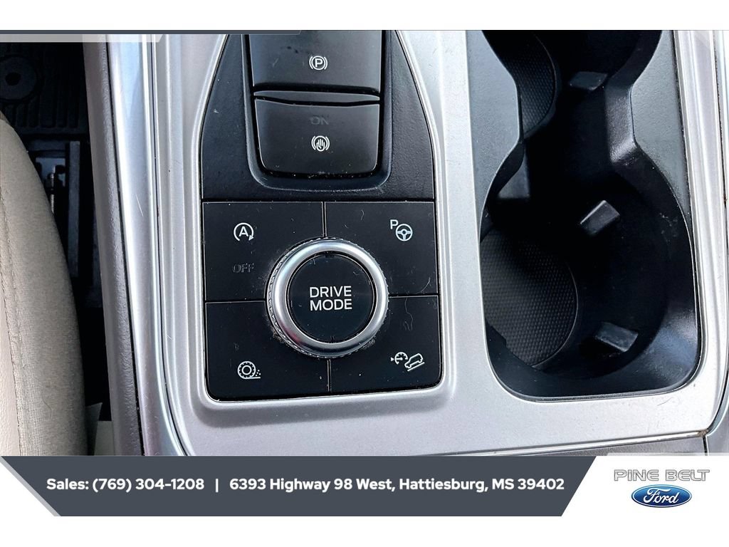 Certified 2022 Ford Explorer Platinum w/ Equipment Group 601A AWD/4WD image 23