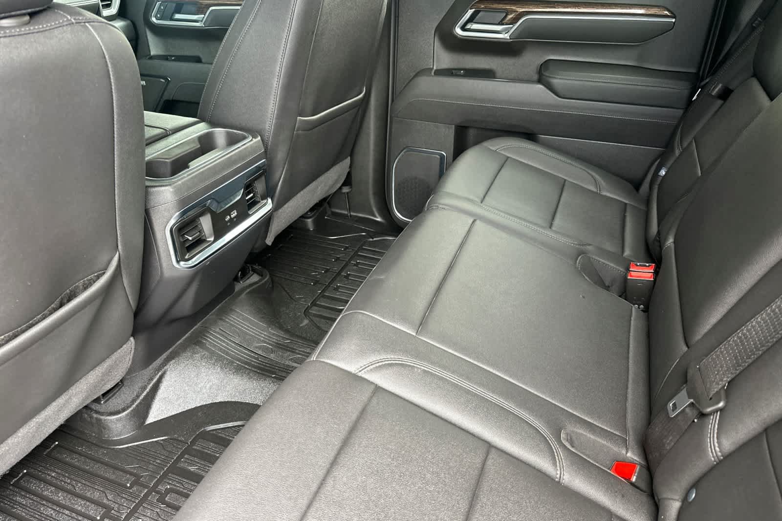 Used 2026 GMC Sierra 1500 Elevation w/ Elevation Premium Package AWD/4WD image 4