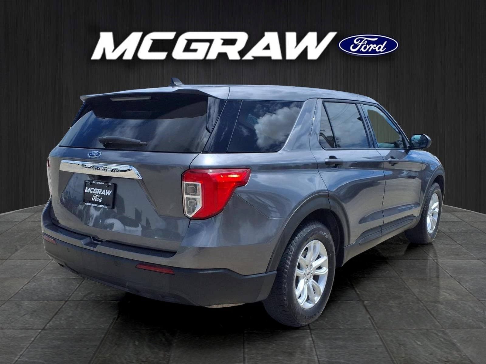 Certified 2021 Ford Explorer 2WD image 7