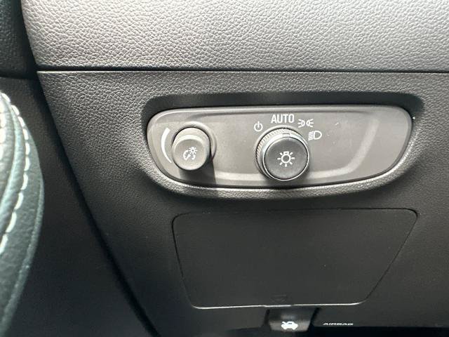 Used 2024 Buick Encore GX Sport Touring w/ Comfort Package FWD image 22