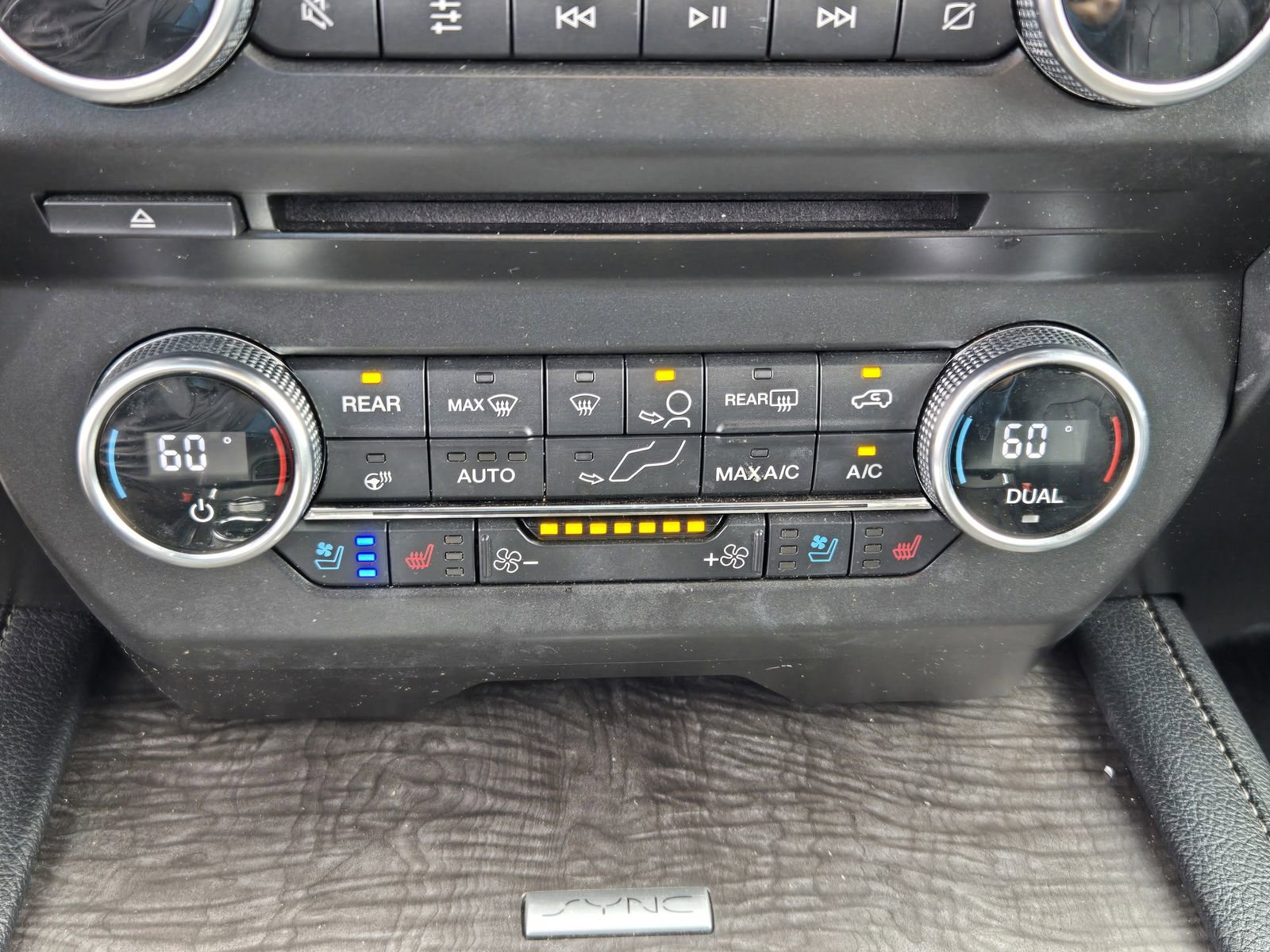 Certified 2018 Ford Expedition Limited w/ Equipment Group 302A AWD/4WD image 16