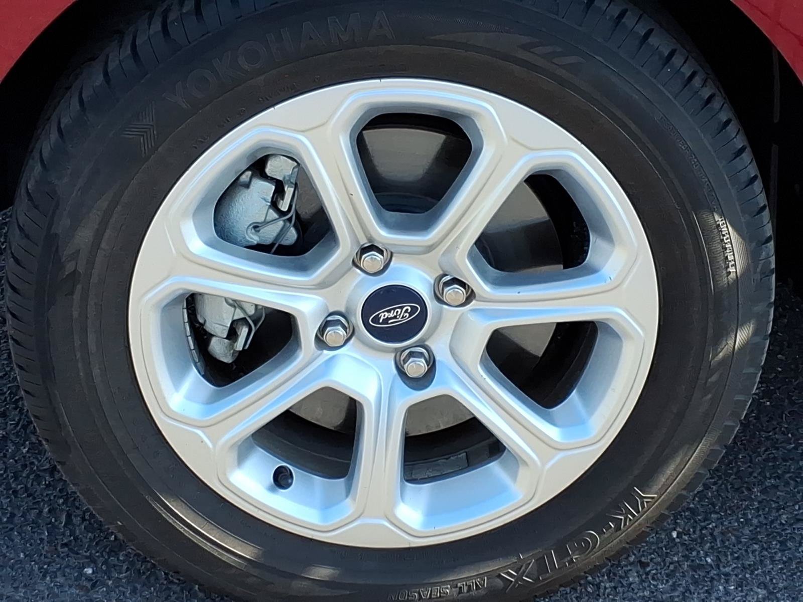 Certified 2019 Ford EcoSport SE w/ SE Convenience Package FWD image 8