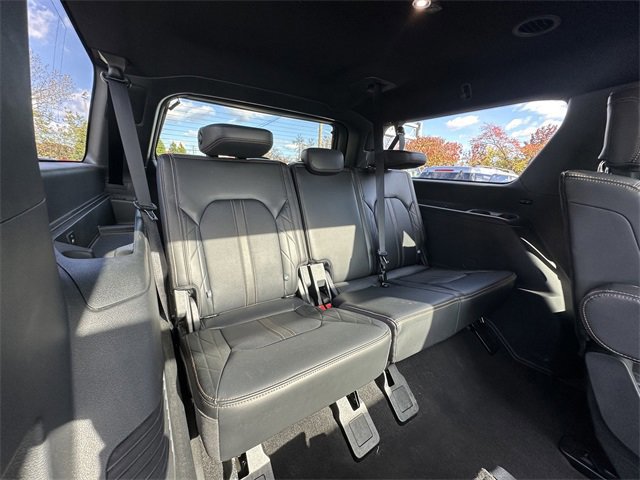 Certified 2024 Ford Expedition Max Platinum image 39