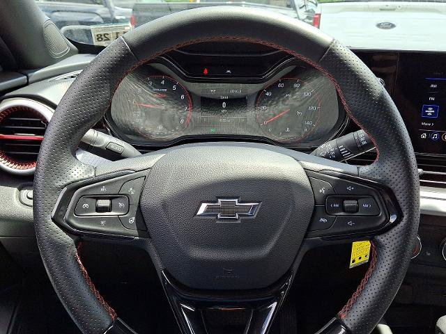 Used 2024 Chevrolet Trax RS w/ Driver Confidence Package FWD image 18