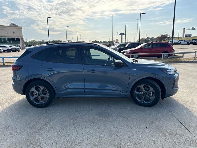 Certified 2023 Ford Escape ST-Line w/ Tech Pack #1 FWD image 18