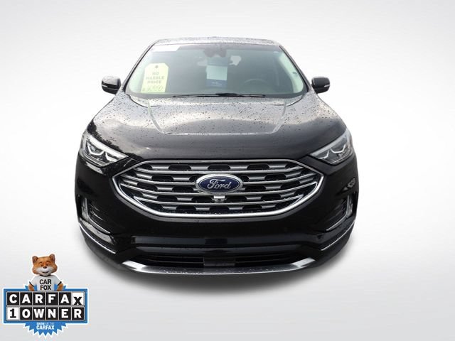 Certified 2019 Ford Edge Titanium w/ Equipment Group 301A FWD image 2