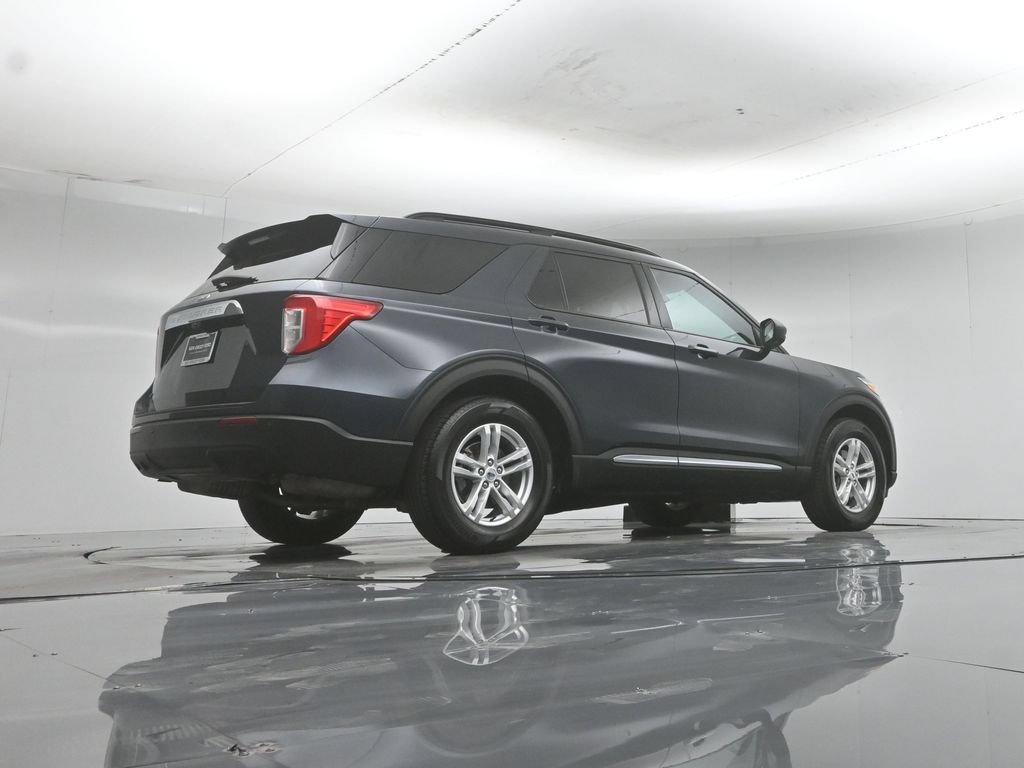 Certified 2023 Ford Explorer XLT RWD image 45