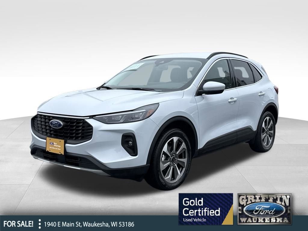 Certified 2025 Ford Escape Platinum image 4