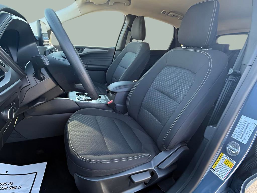 Certified 2025 Ford Escape Active image 17