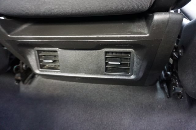 Used 2020 Chevrolet Silverado 1500 LT w/ LT Value Package RWD image 18