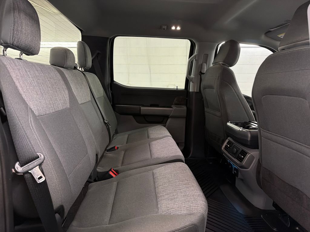 Certified 2022 Ford F150 XLT w/ Equipment Group 302A High image 31