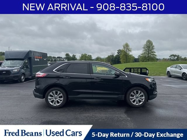 Certified 2022 Ford Edge Titanium w/ Equipment Group 301A AWD/4WD image 9