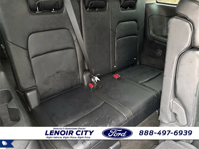 Used 2023 Nissan Pathfinder SL image 12