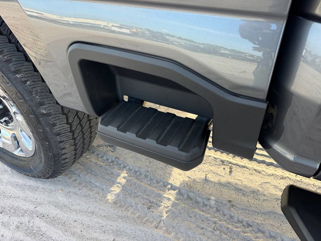 Certified 2026 Ford F350 Lariat w/ Lariat Premium Package AWD/4WD image 28