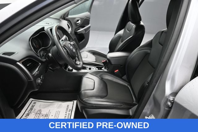 Used 2020 Jeep Cherokee Latitude Plus AWD/4WD image 12