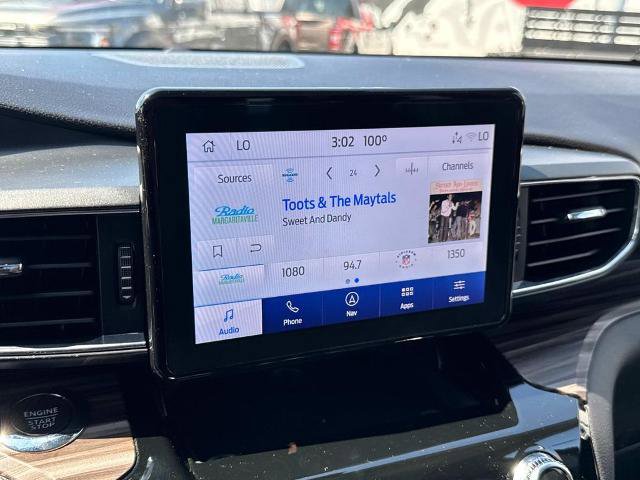 Certified 2022 Ford Explorer Limited w/ Equipment Group 301A AWD/4WD image 30