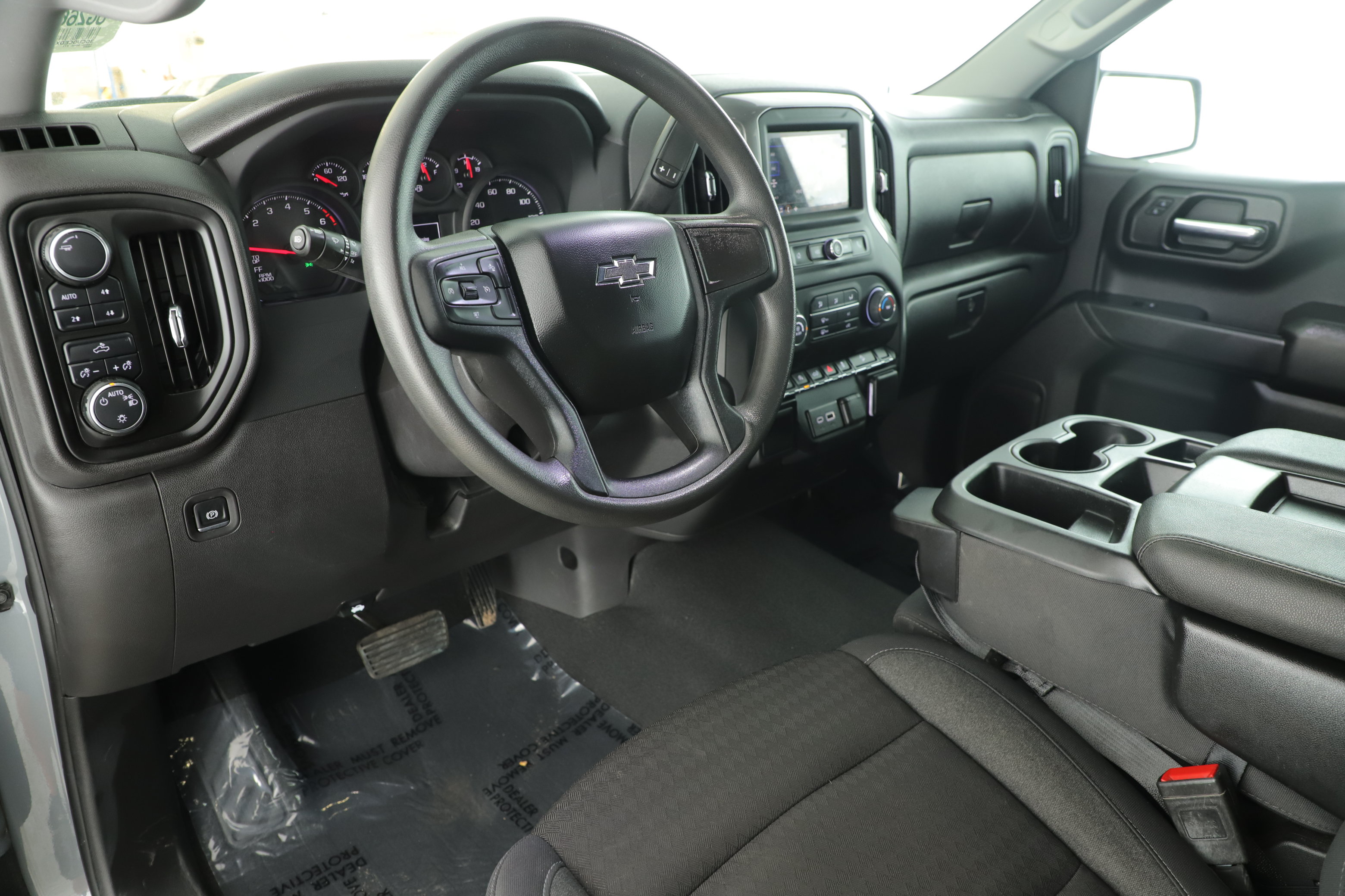 Used 2024 Chevrolet Silverado 1500 Custom Trail Boss w/ LPO, Dark Essentials Package AWD/4WD image 12