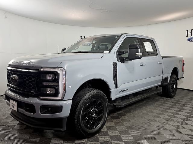 Certified 2025 Ford F250 Lariat w/ Lariat Ultimate Package AWD/4WD image 2