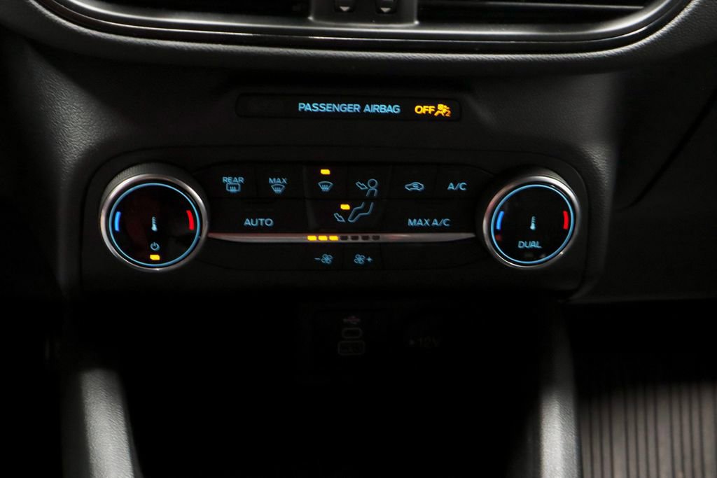 Certified 2025 Ford Escape ST-Line AWD/4WD image 29
