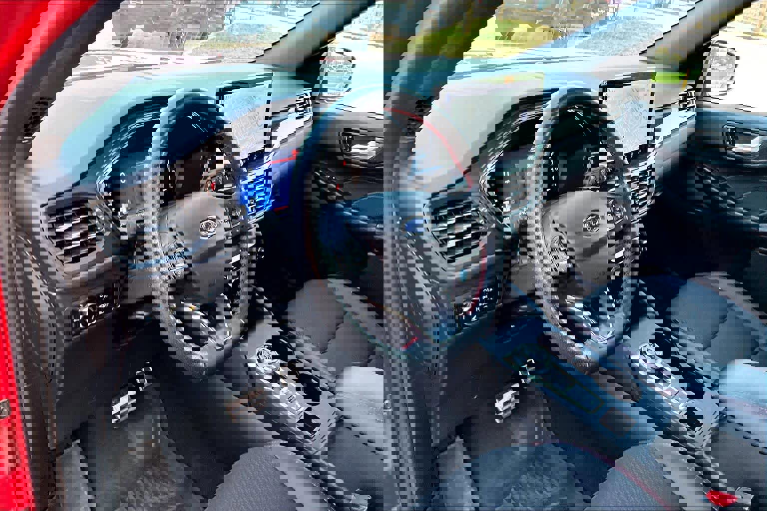 Certified 2023 Ford Escape ST-Line w/ Tech Pack #1 image 18