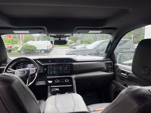 Used 2023 GMC Sierra 1500 AT4 w/ AT4 Premium Package AWD/4WD image 22