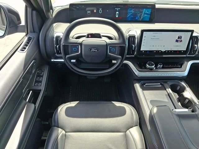 Certified 2025 Ford Expedition Platinum w/ Stealth Appearance Package AWD/4WD image 11
