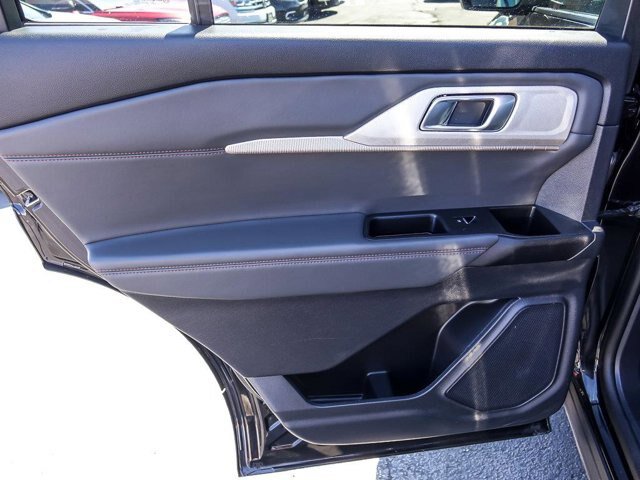 Certified 2025 Ford Explorer Active w/ Active Comfort Package AWD/4WD image 29
