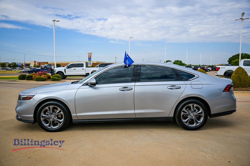 Used 2024 Honda Accord EX image 4