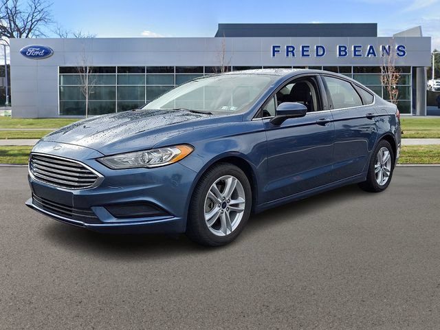 Certified 2018 Ford Fusion SE w/ Fusion SE Technology Package FWD image 3