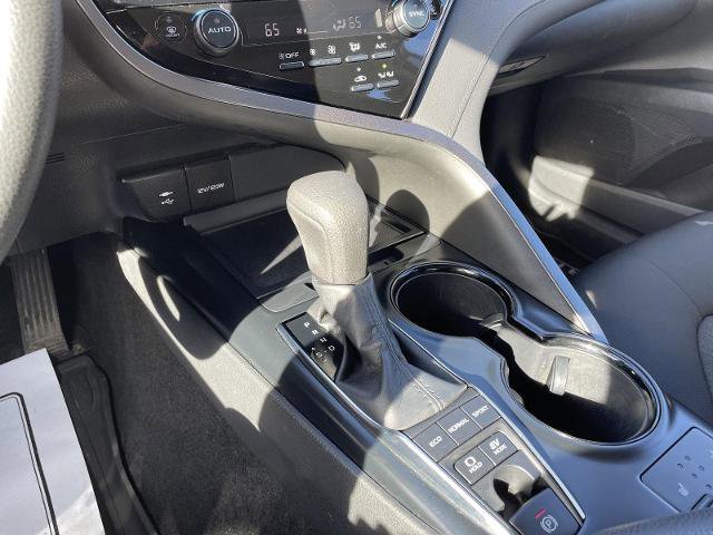 Used 2019 Toyota Camry LE image 30