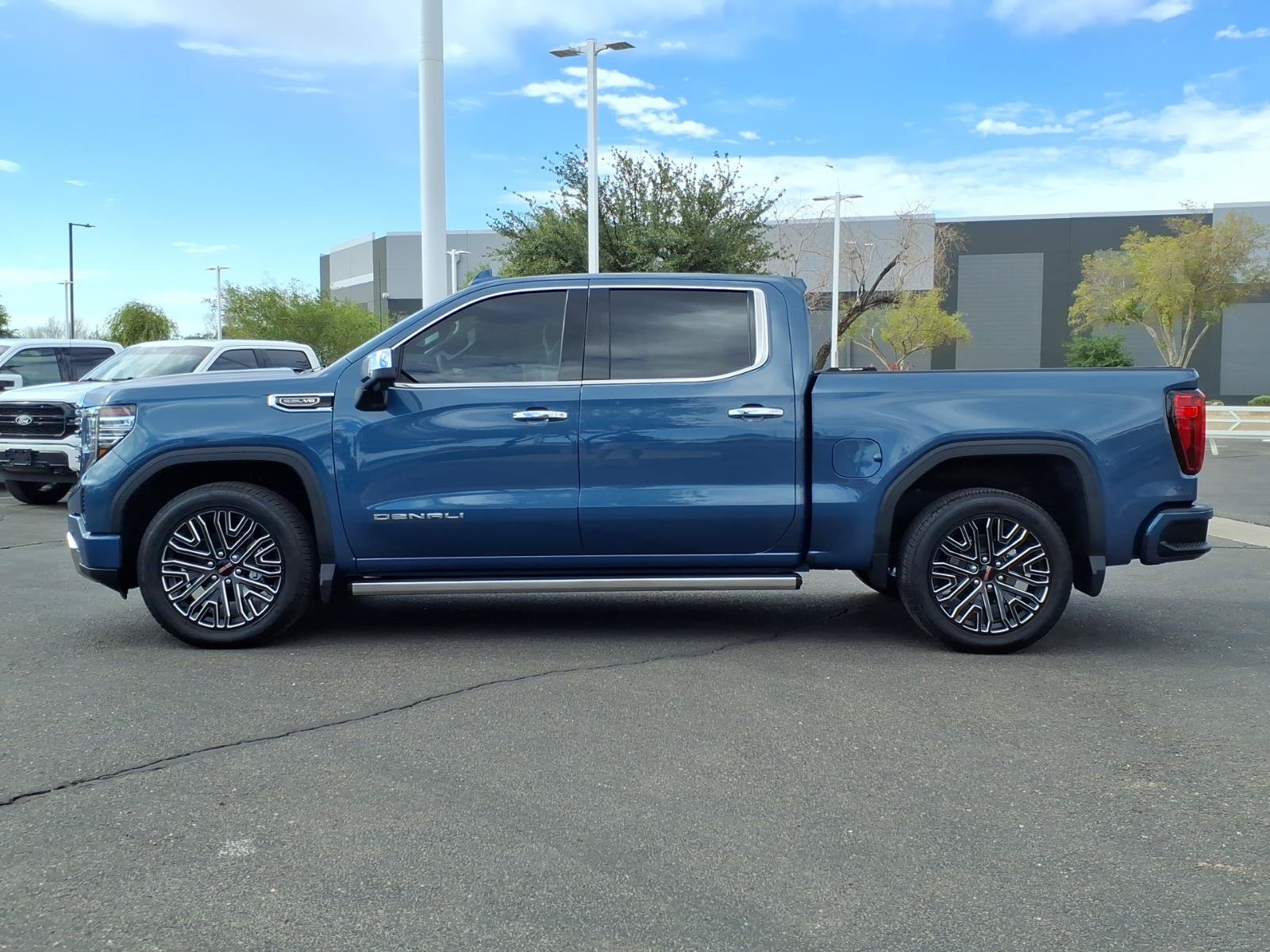 Used 2025 GMC Sierra 1500 Denali w/ Denali Reserve Package RWD image 2