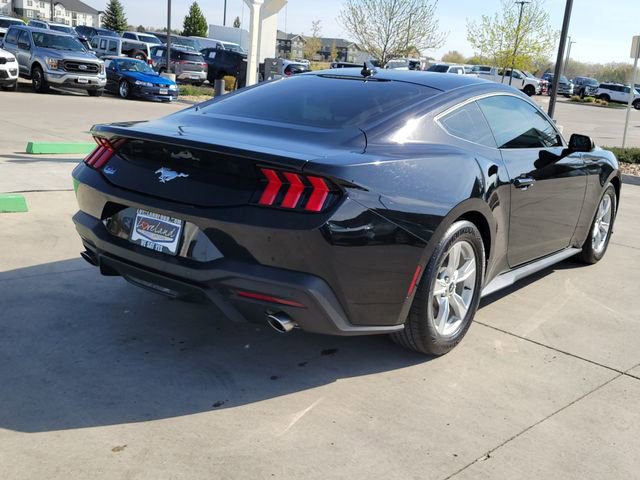 Certified 2024 Ford Mustang Coupe RWD image 3