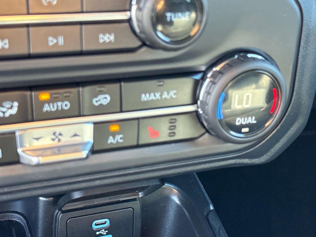 Certified 2025 Ford Bronco Outer Banks image 33