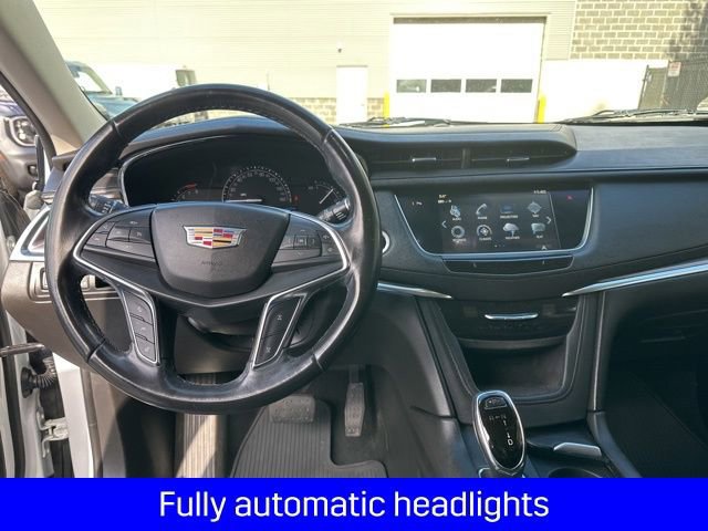 Used 2018 Cadillac XT5 Luxury w/ Driver Awareness Package image 20